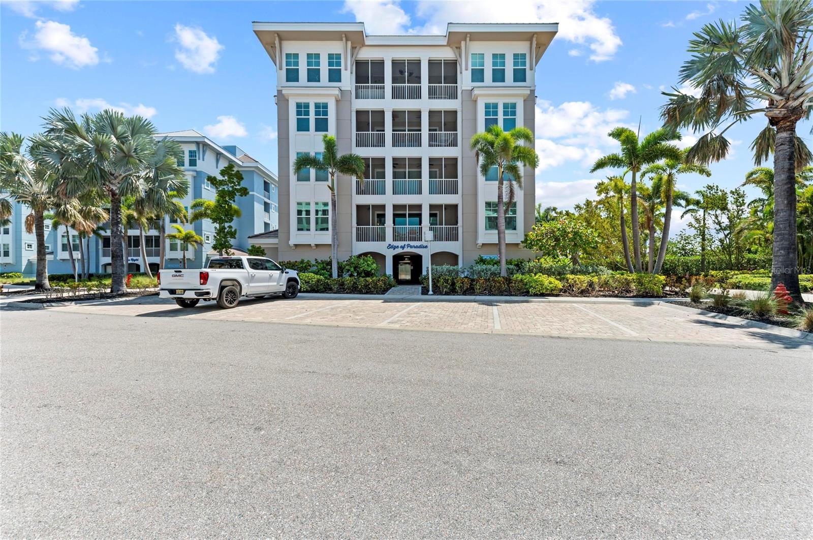 395 ARUBA CIRCLE 402