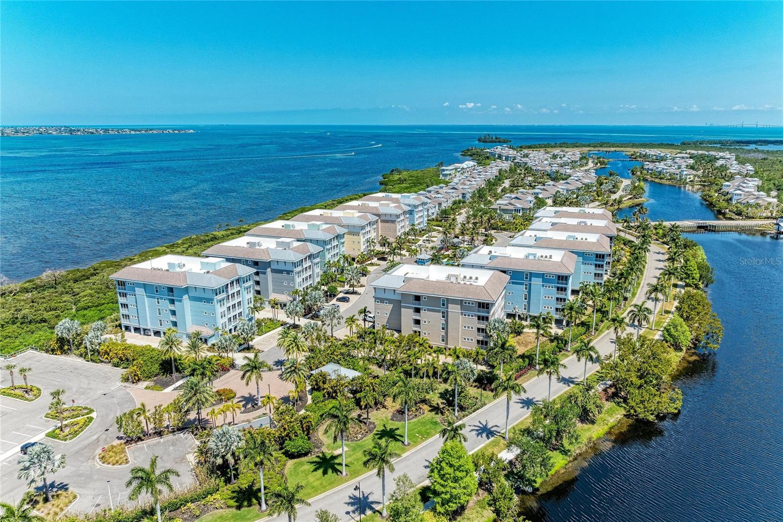 395 ARUBA CIRCLE 402