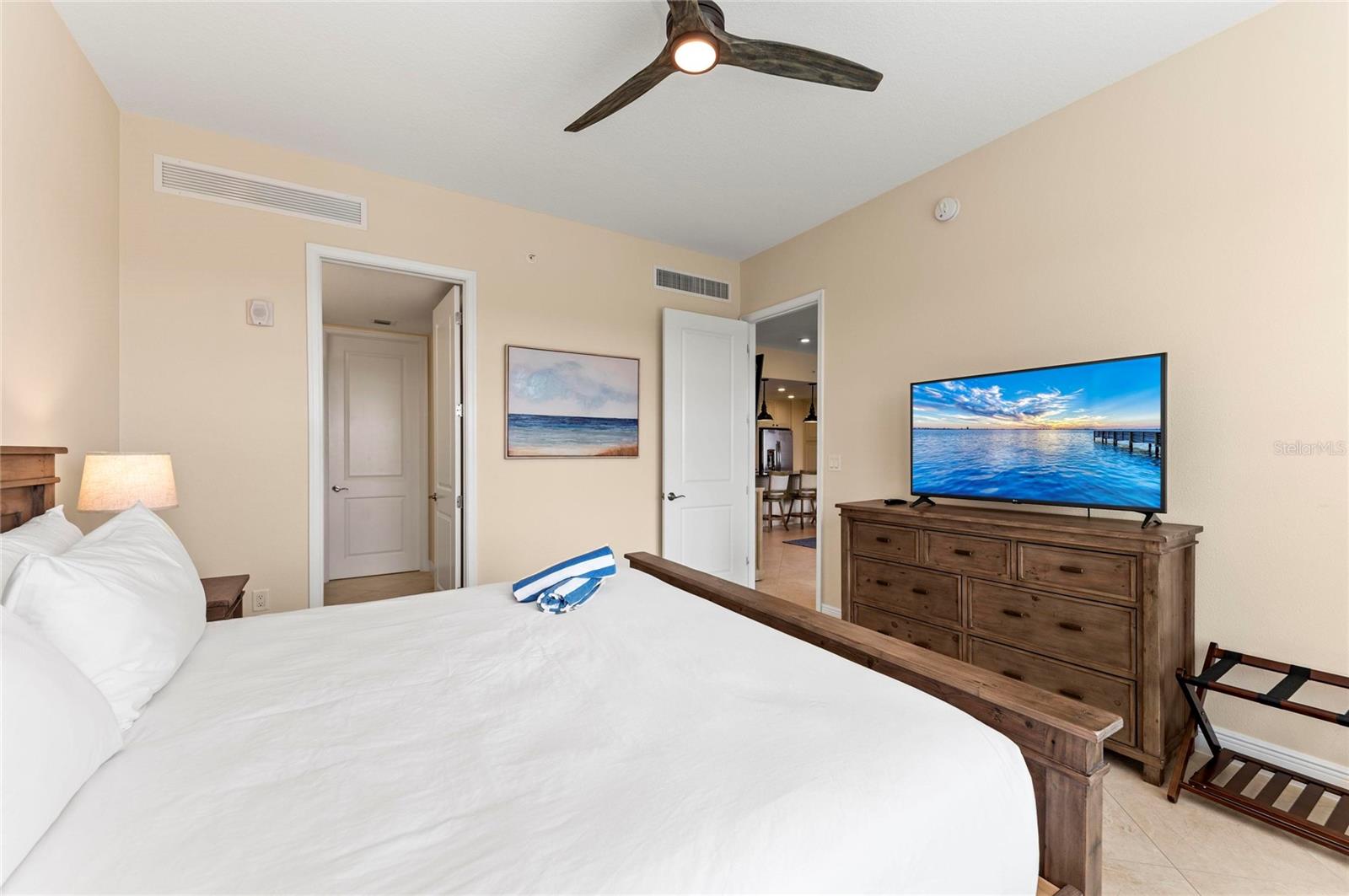 MARINA WALK ON ONE PARTICULAR HARBOUR 2 - Residential