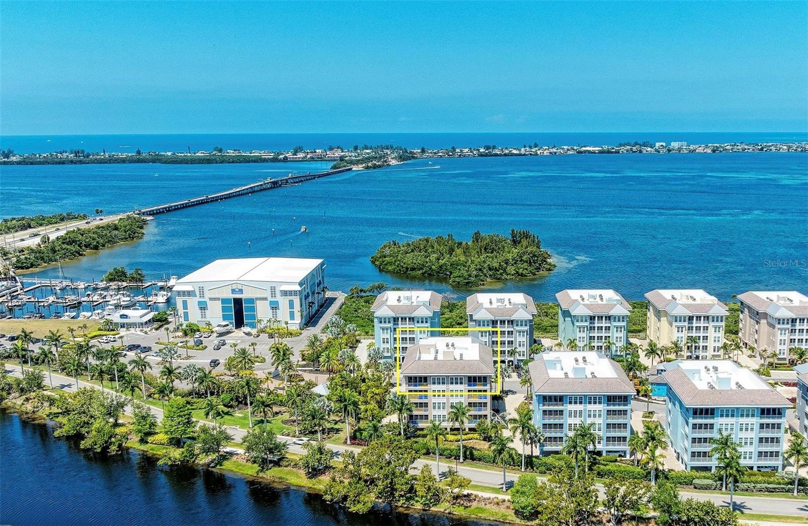 395 ARUBA CIRCLE 402