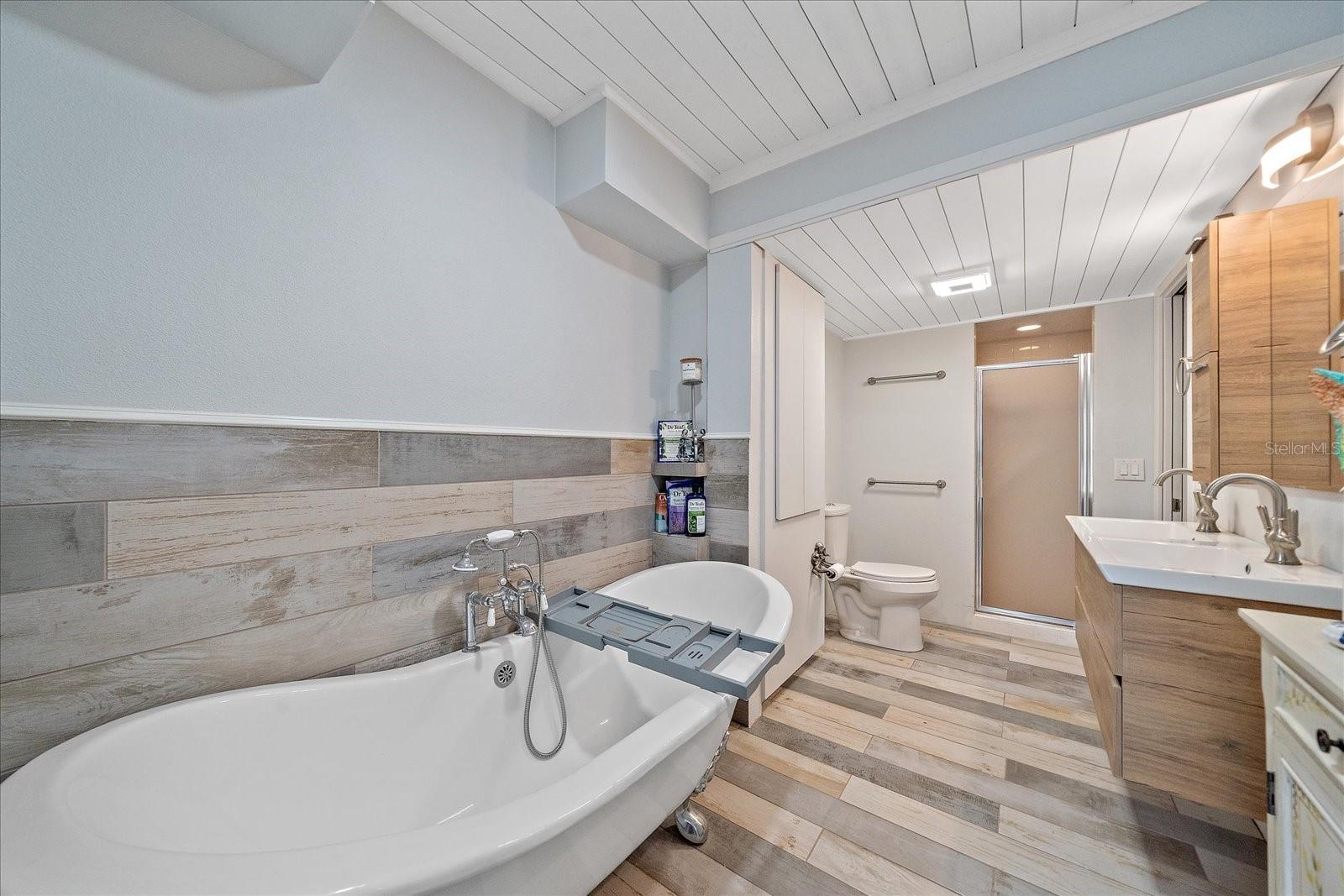 TARPON POINT - Residential