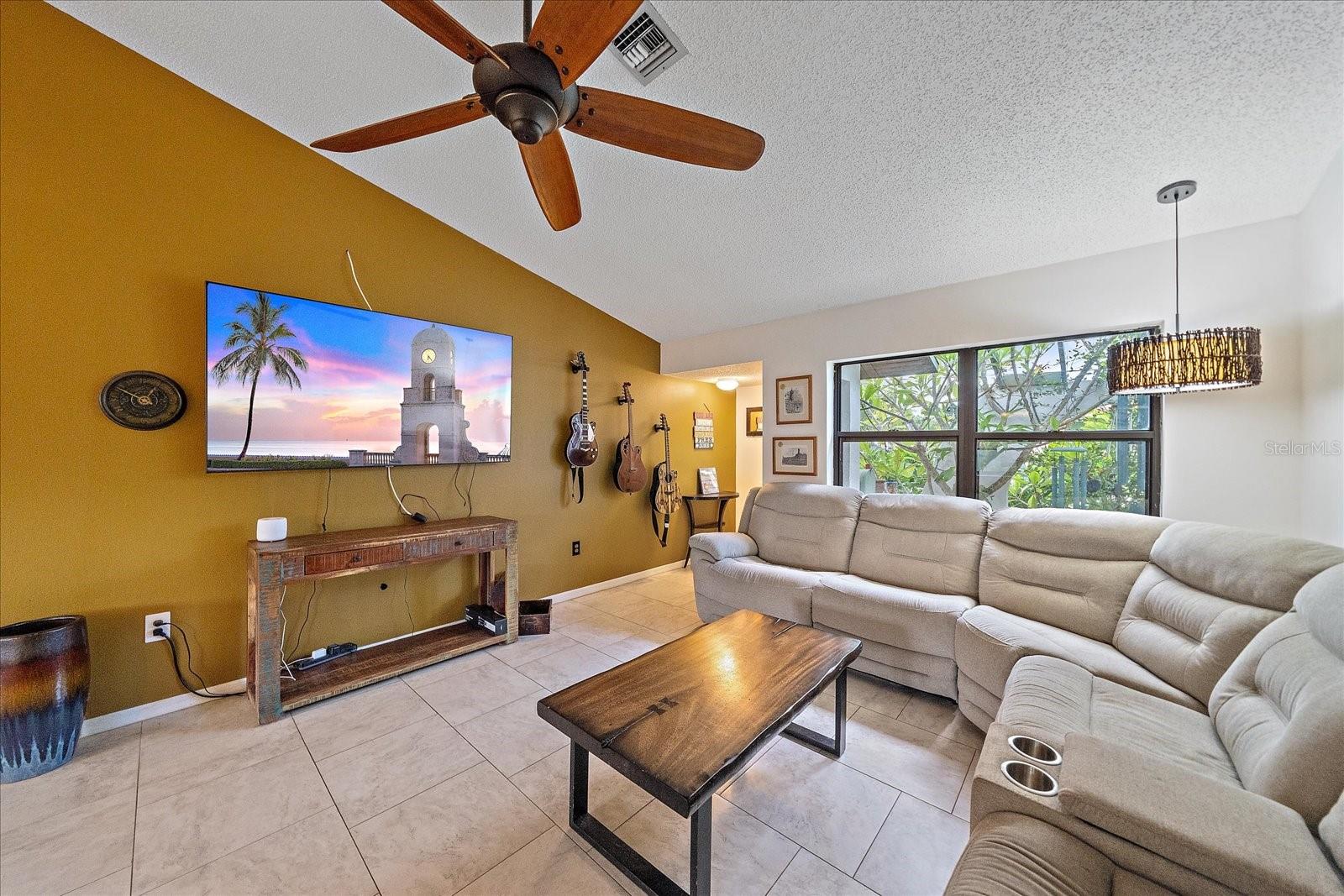 TARPON POINT - Residential