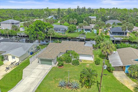Photo of 9011 Hilolo Lane, Venice, FL 34293 (MLS # N6140705)