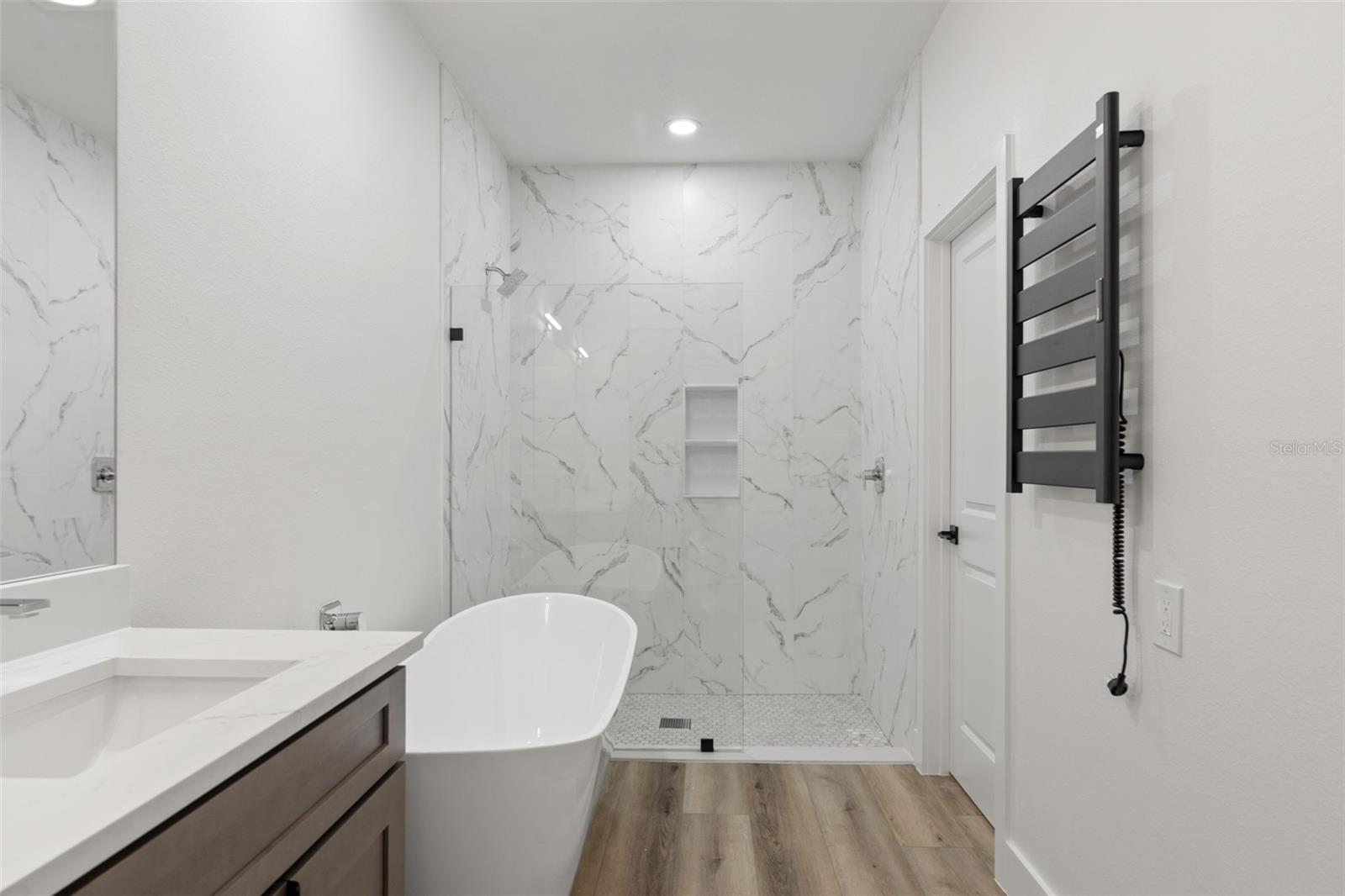 SHADY HILLS - Residential