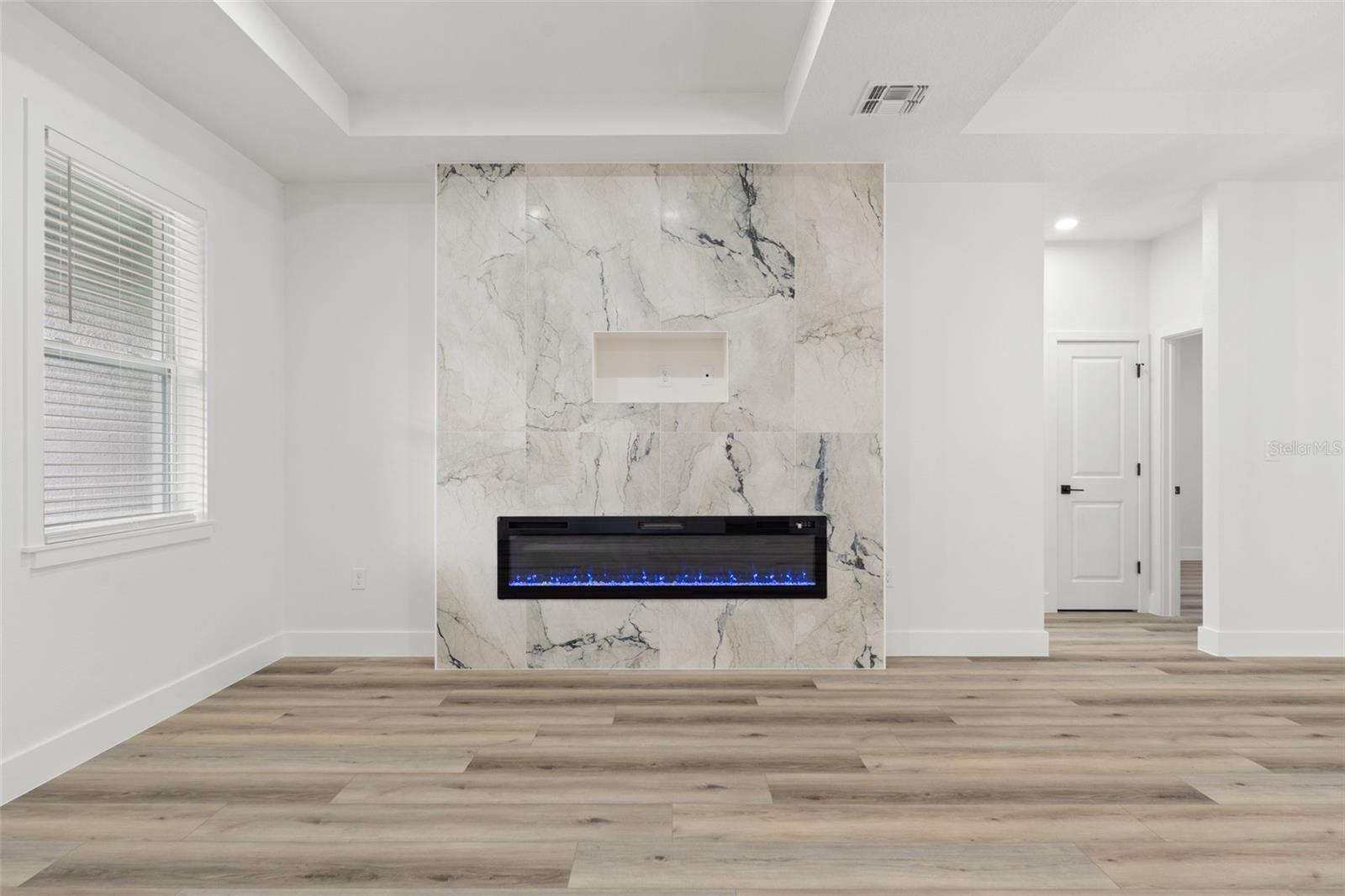 SHADY HILLS - Residential