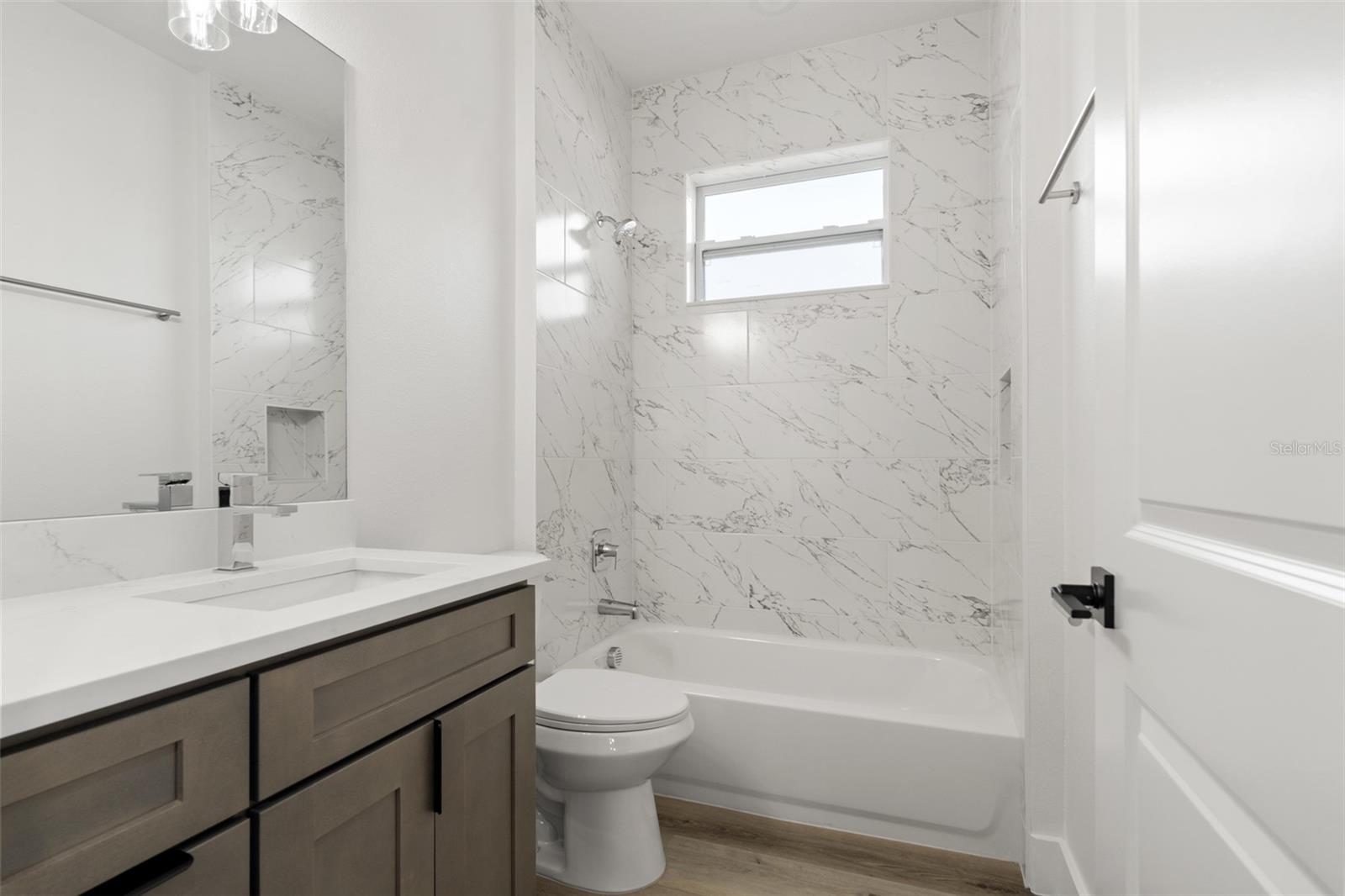 SHADY HILLS - Residential