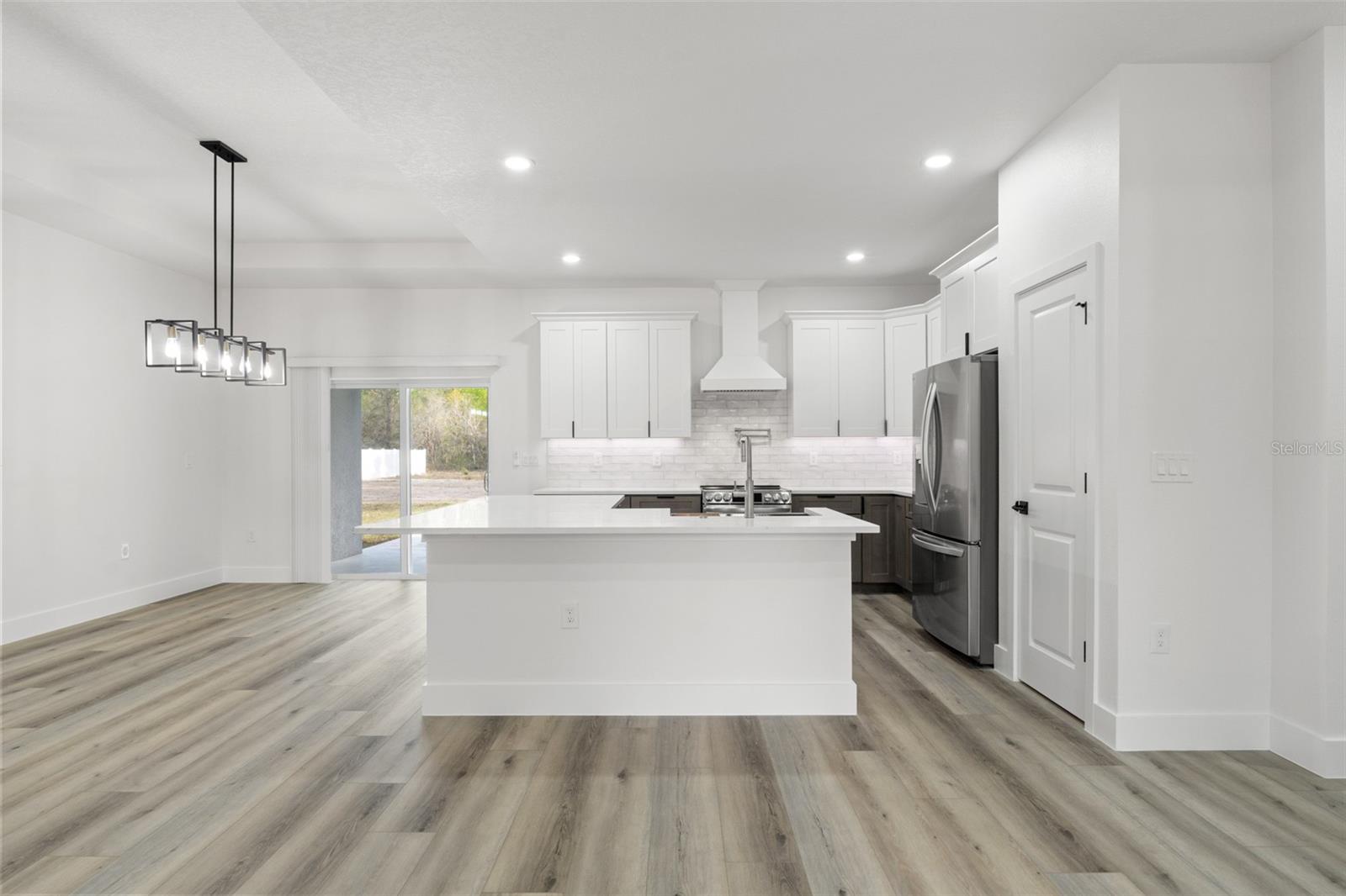 SHADY HILLS - Residential