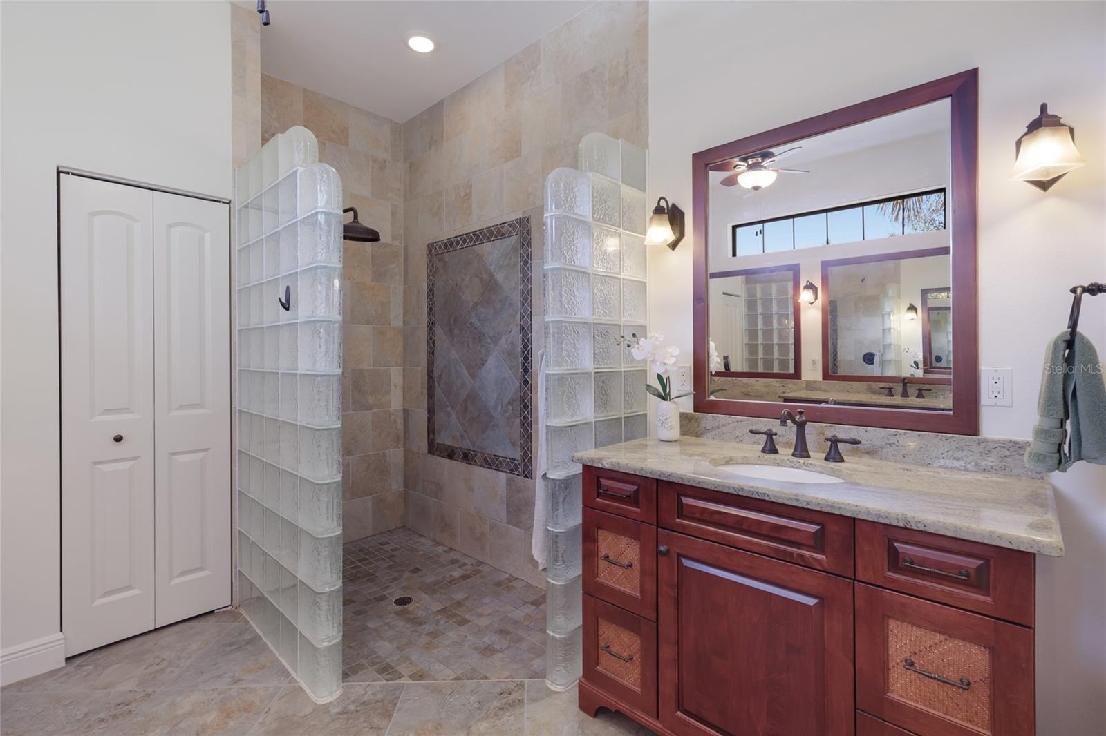 COUNTRY CLUB EAST AT LAKEWD RNCH QQ2 - Residential