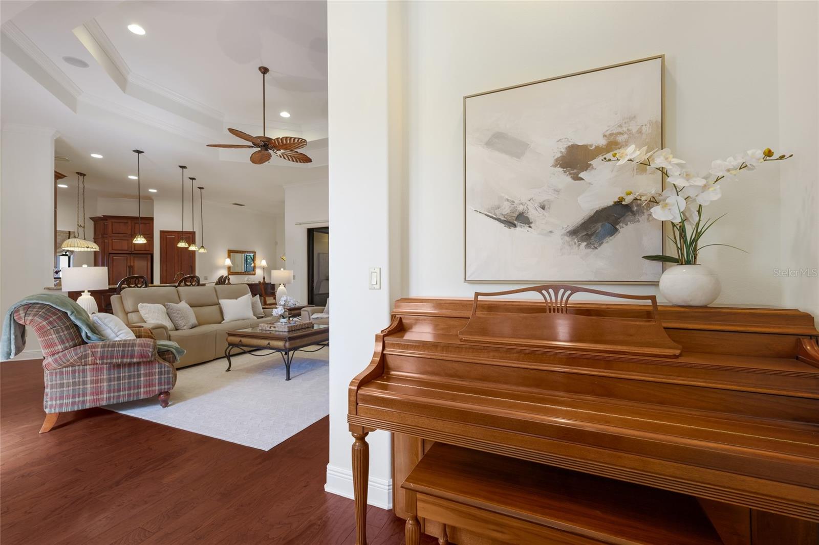 COUNTRY CLUB EAST AT LAKEWD RNCH QQ2 - Residential