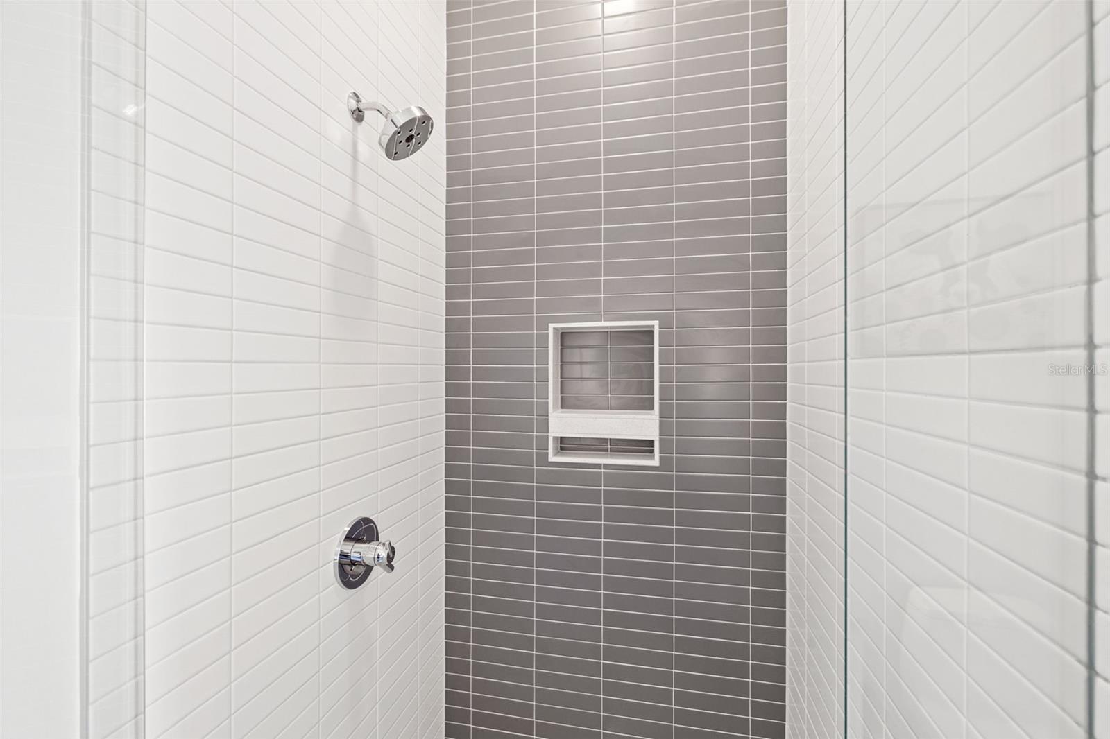 REFLECTION CONDO - Residential Lease