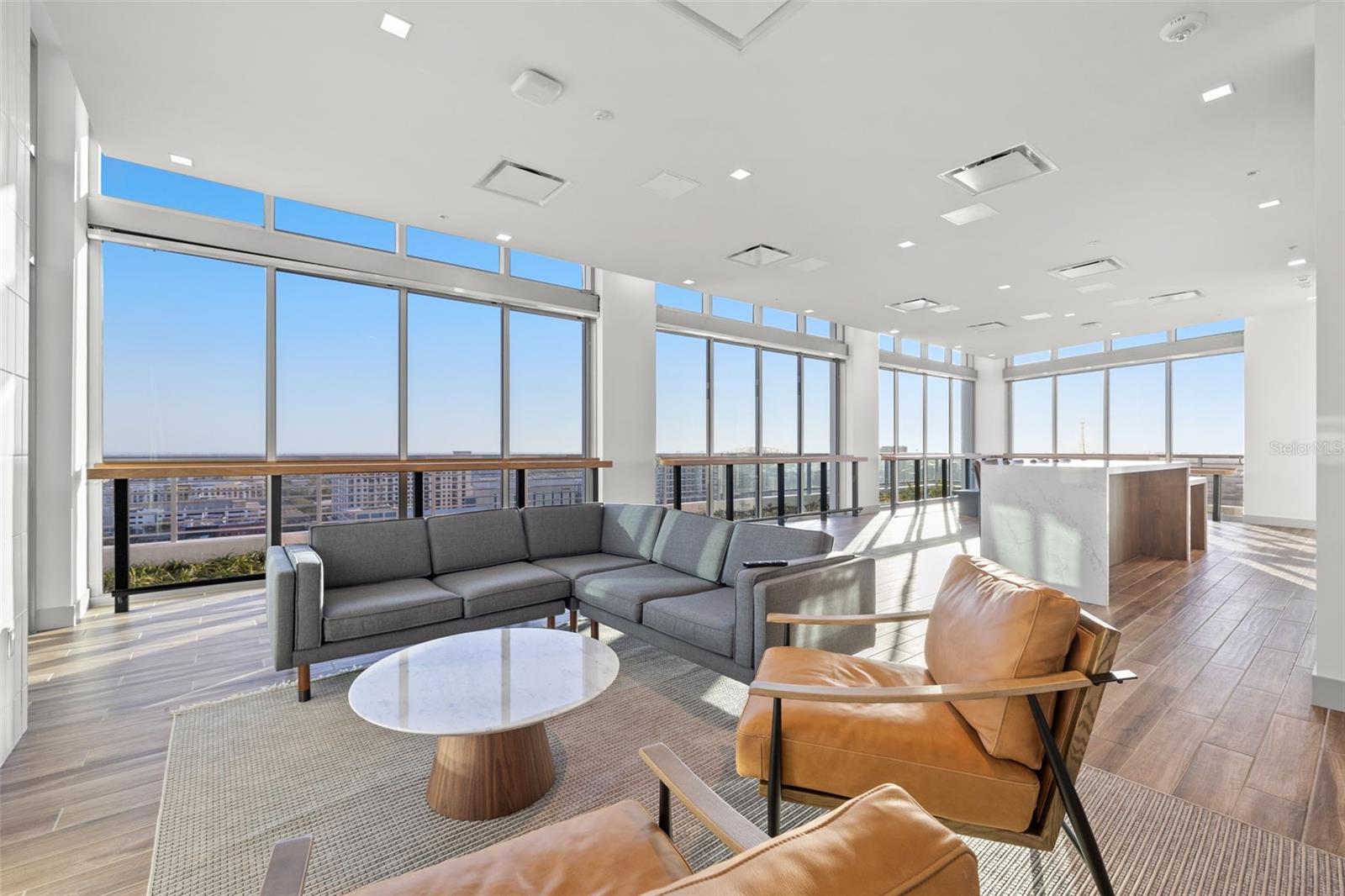 REFLECTION CONDO - Residential Lease