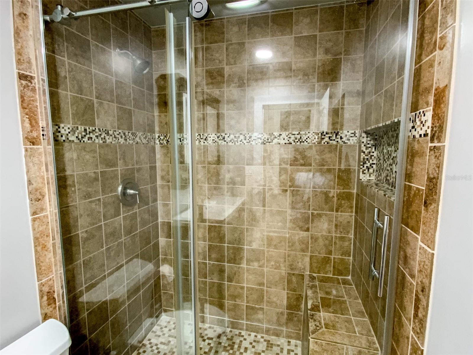 WINDJAMMER CONDO - Residential Lease