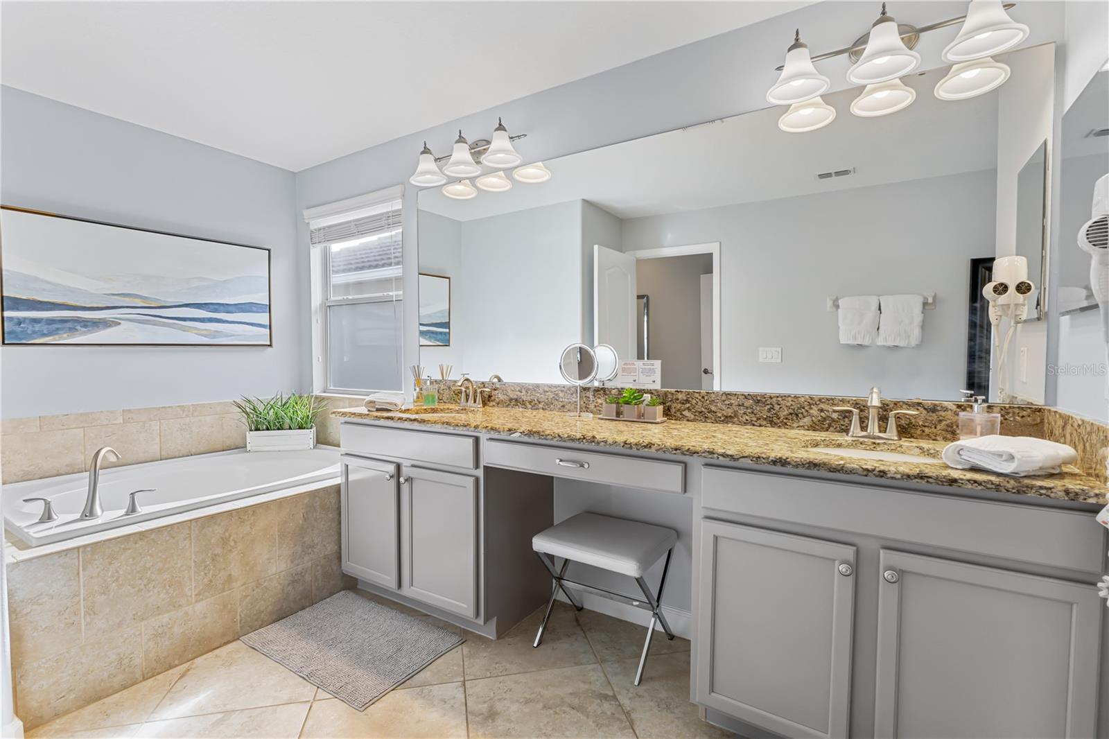 PARADISE PALMS RESORT PH 3B - Residential