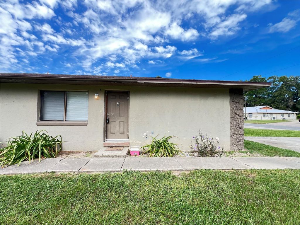 Photo of 2000 NW 43rd Street #1, Ocala, FL 34475 (MLS # O6384862)