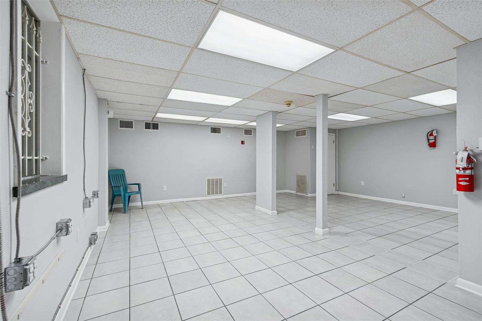 TAMPAS NORTH SIDE COUNTRY CLU - Commercial Sale