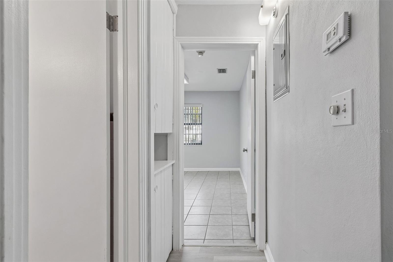 TAMPAS NORTH SIDE COUNTRY CLU - Commercial Sale