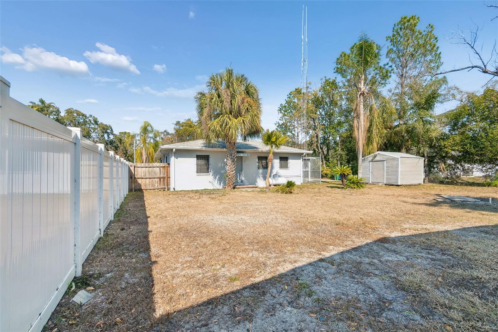 TAMPAS NORTH SIDE COUNTRY CLU - Commercial Sale