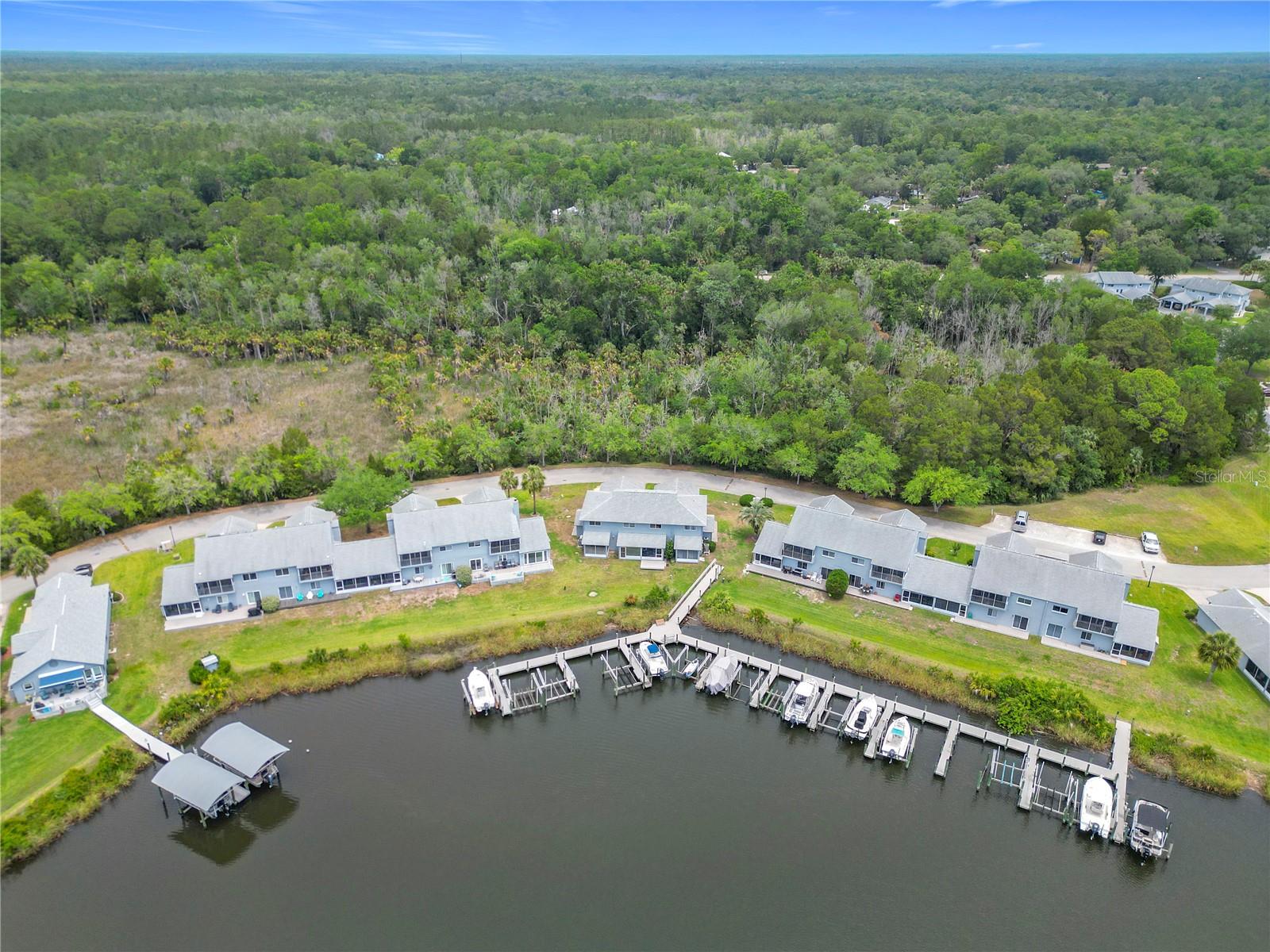 PELICAN COVE 02 CONDO - Residential