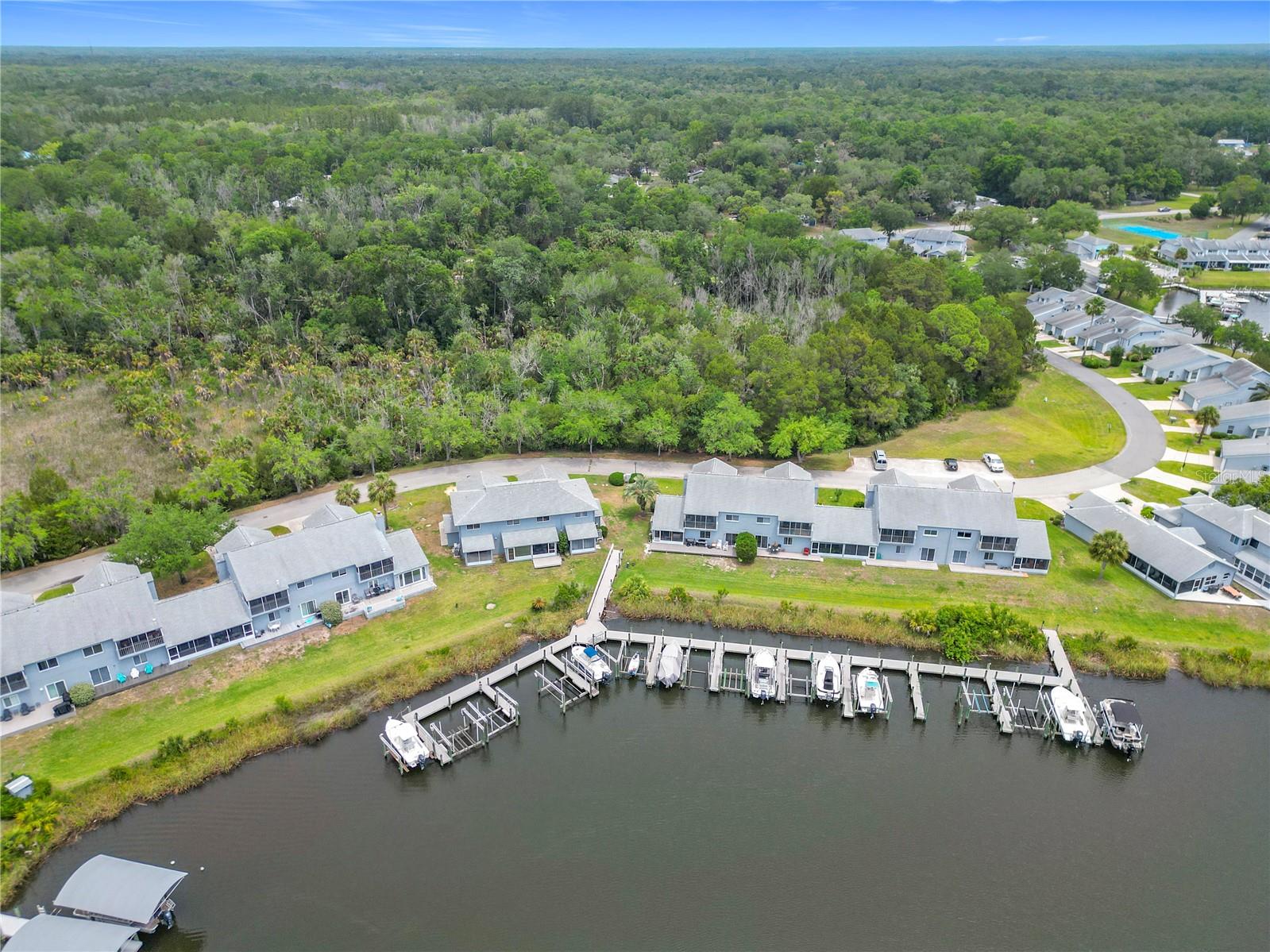 PELICAN COVE 02 CONDO - Residential