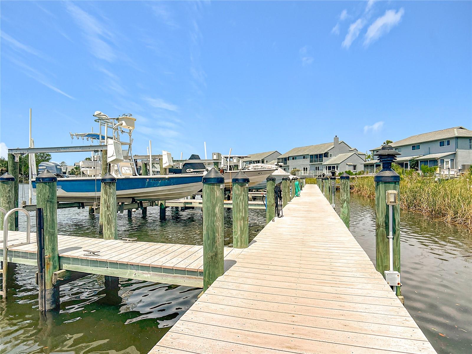 PELICAN COVE 02 CONDO - Residential