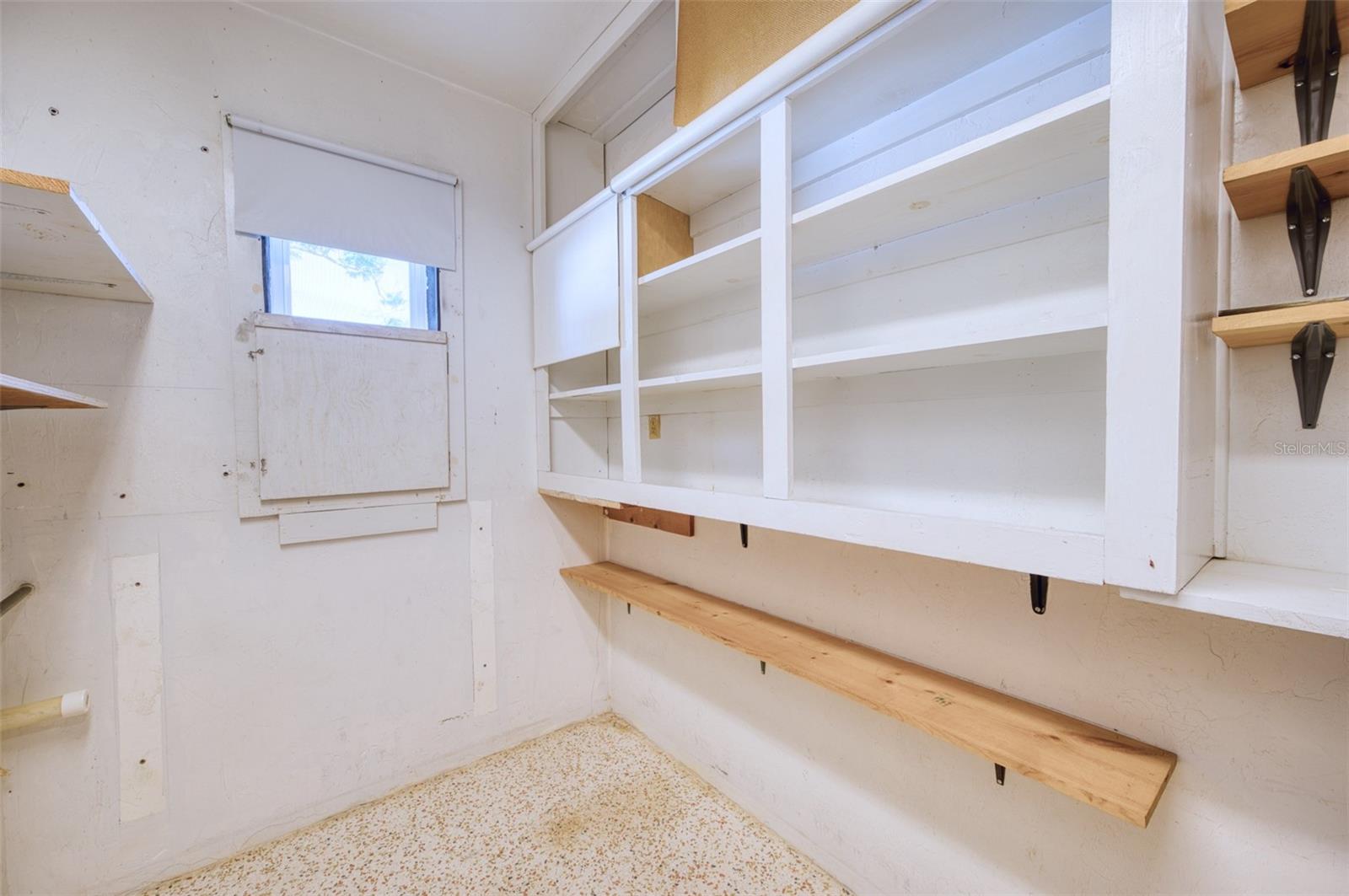 SOUTH GATE - Residential