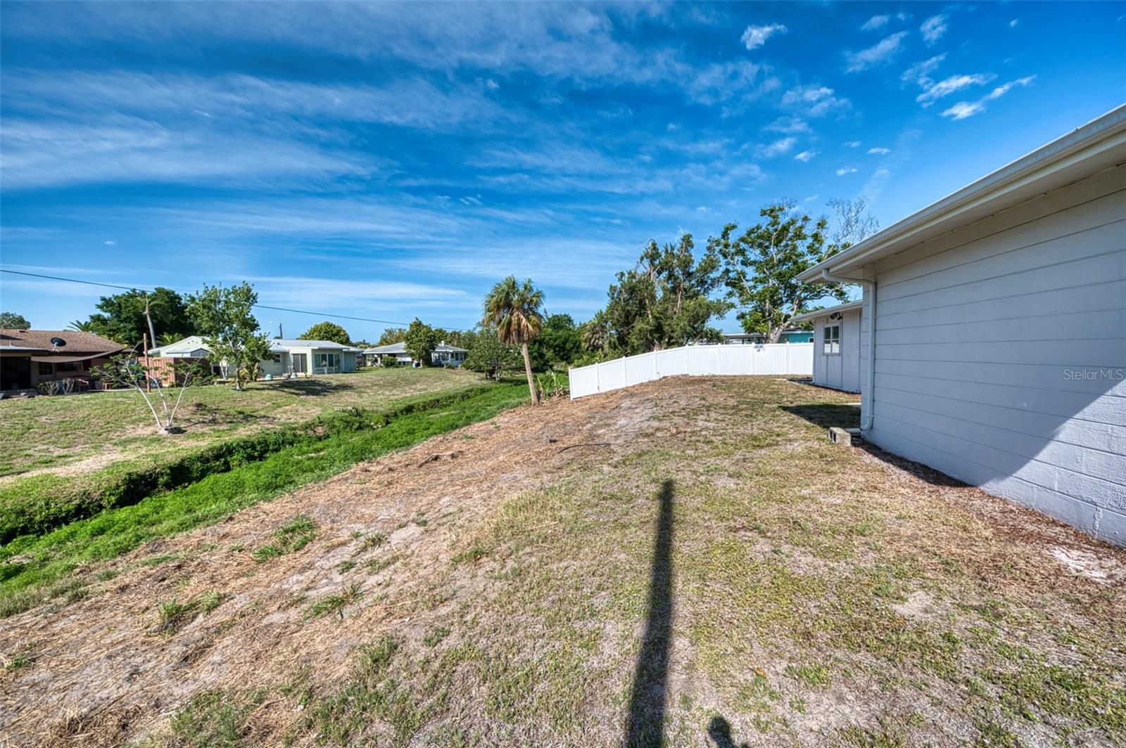 SOUTH GATE - Residential