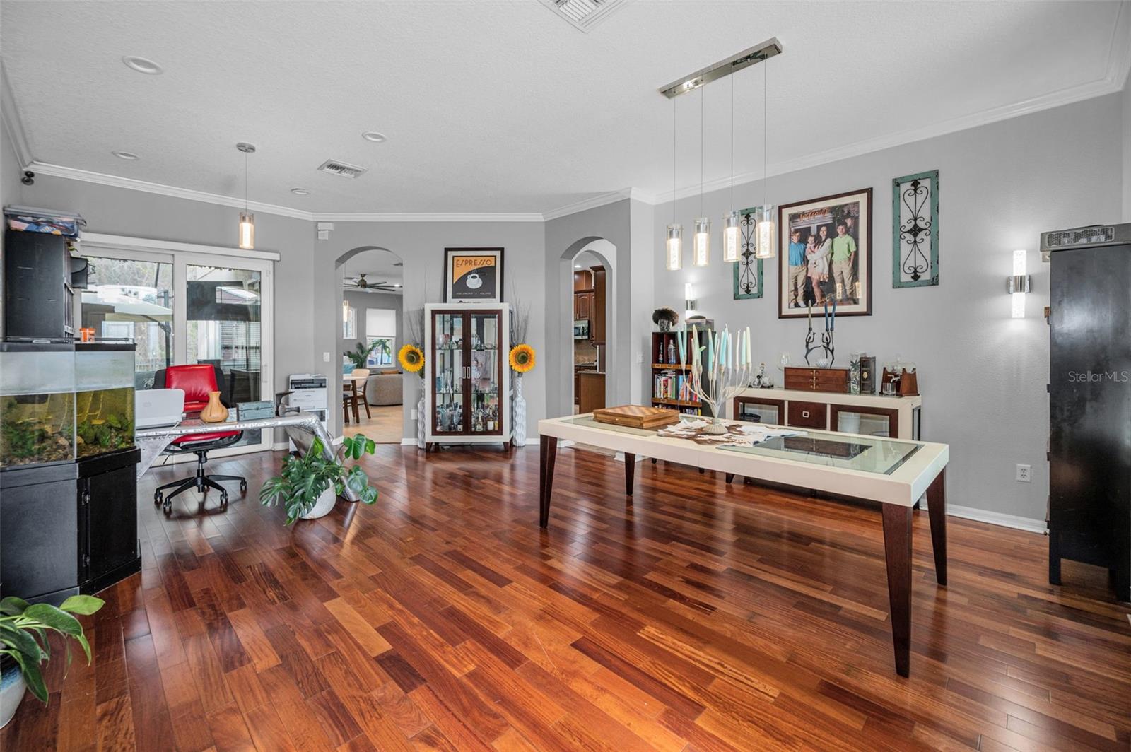 WATERS EDGE 02 - Residential