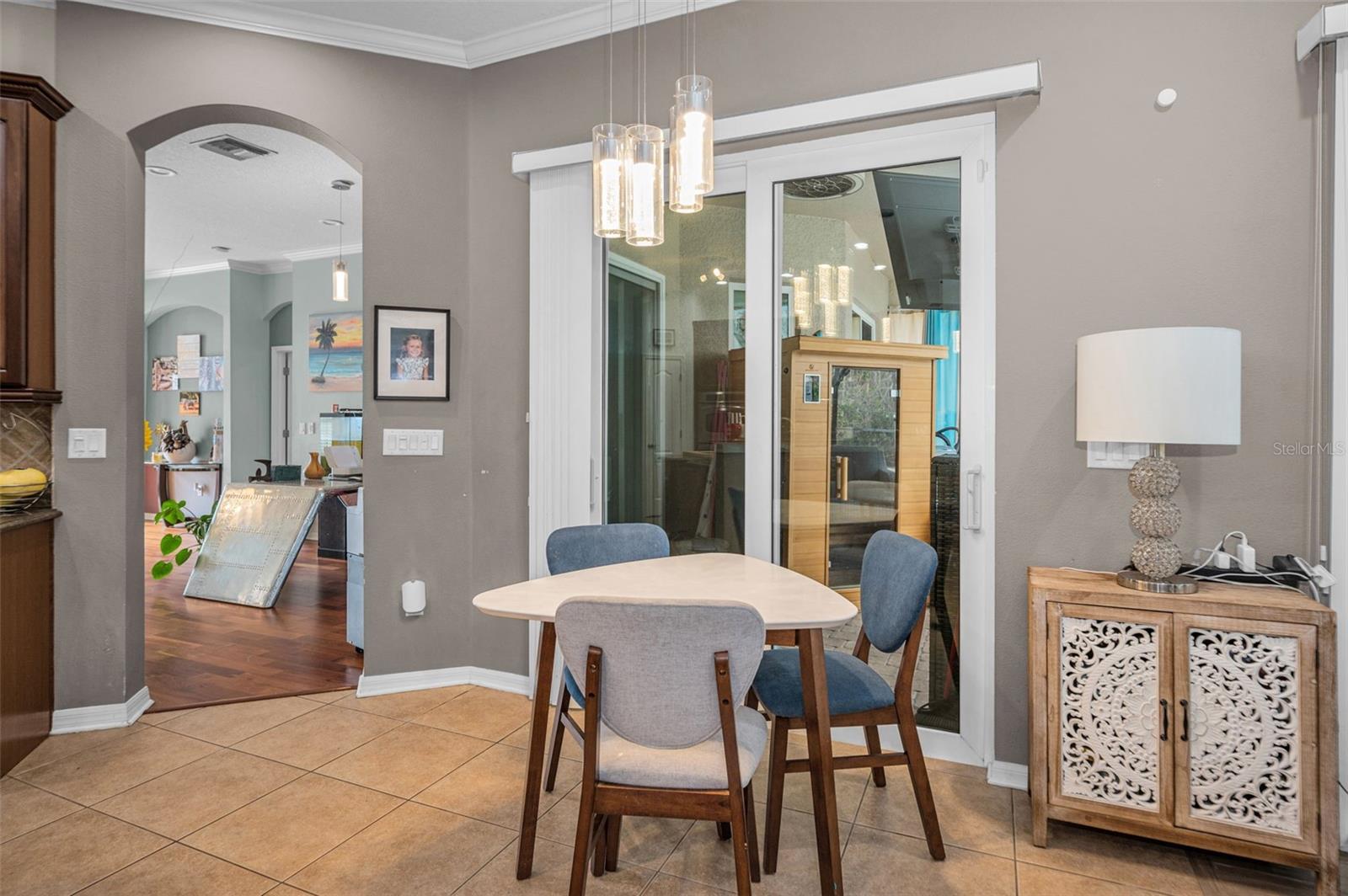 WATERS EDGE 02 - Residential