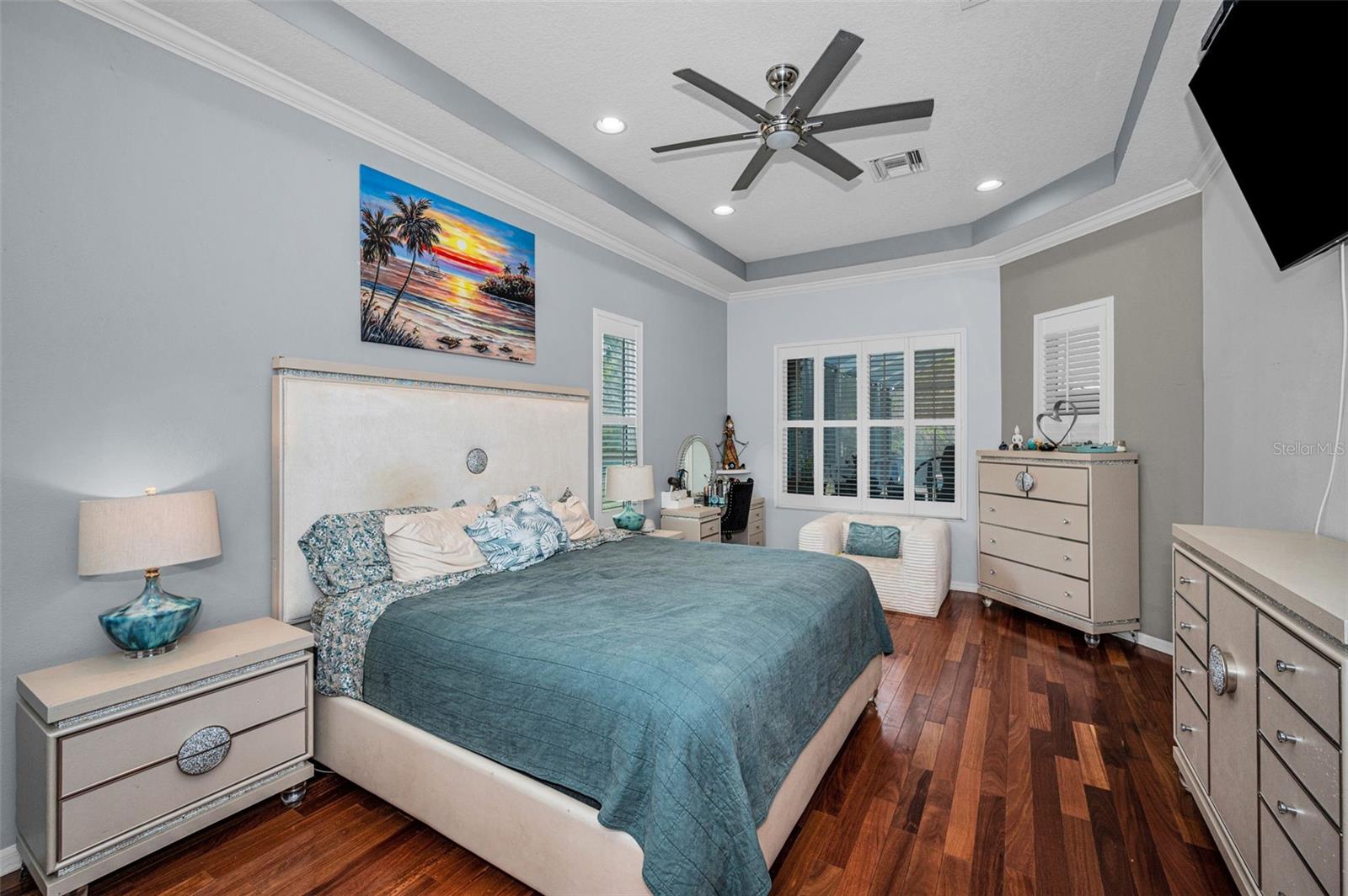 WATERS EDGE 02 - Residential