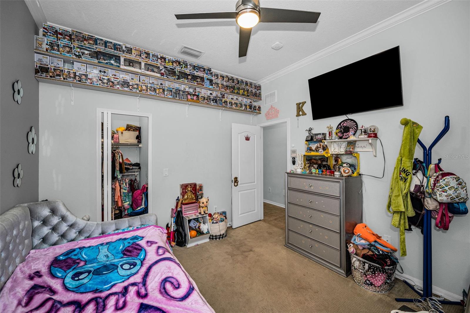 WATERS EDGE 02 - Residential