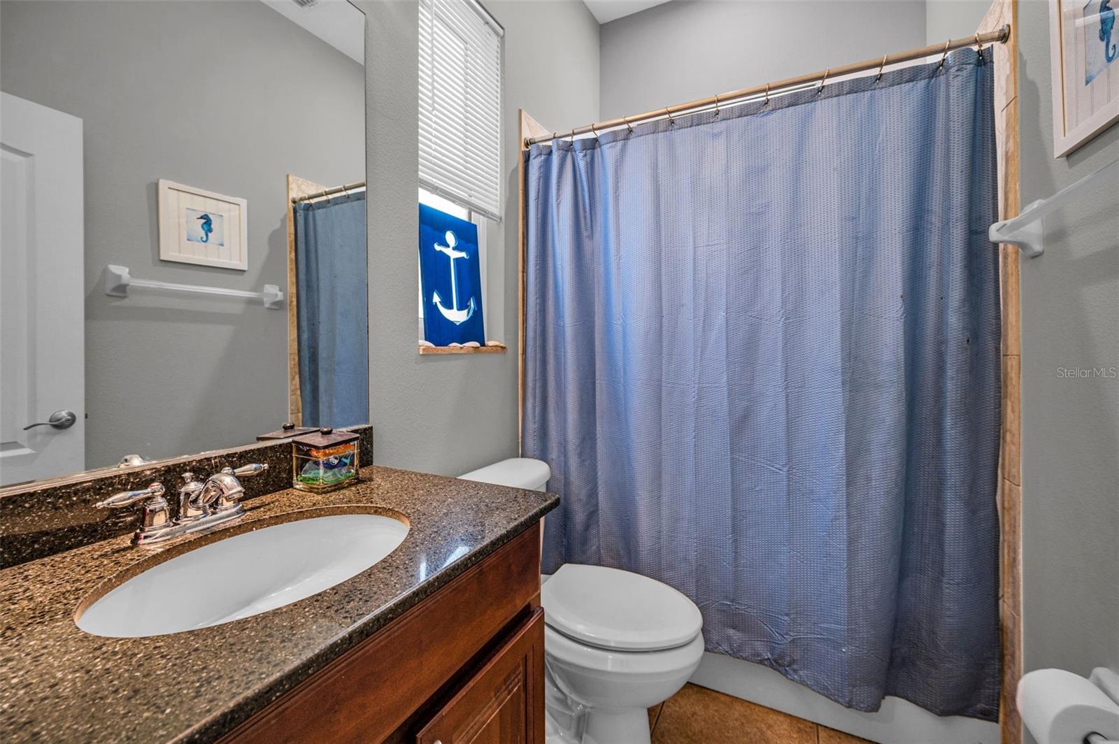 WATERS EDGE 02 - Residential