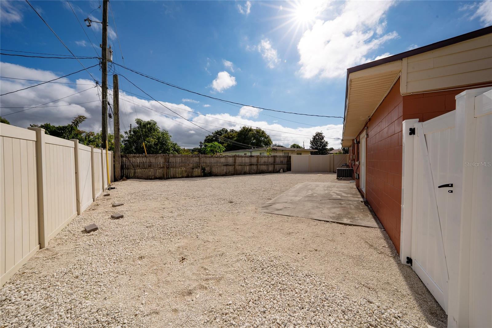 ENGELWOOD PARK - Residential