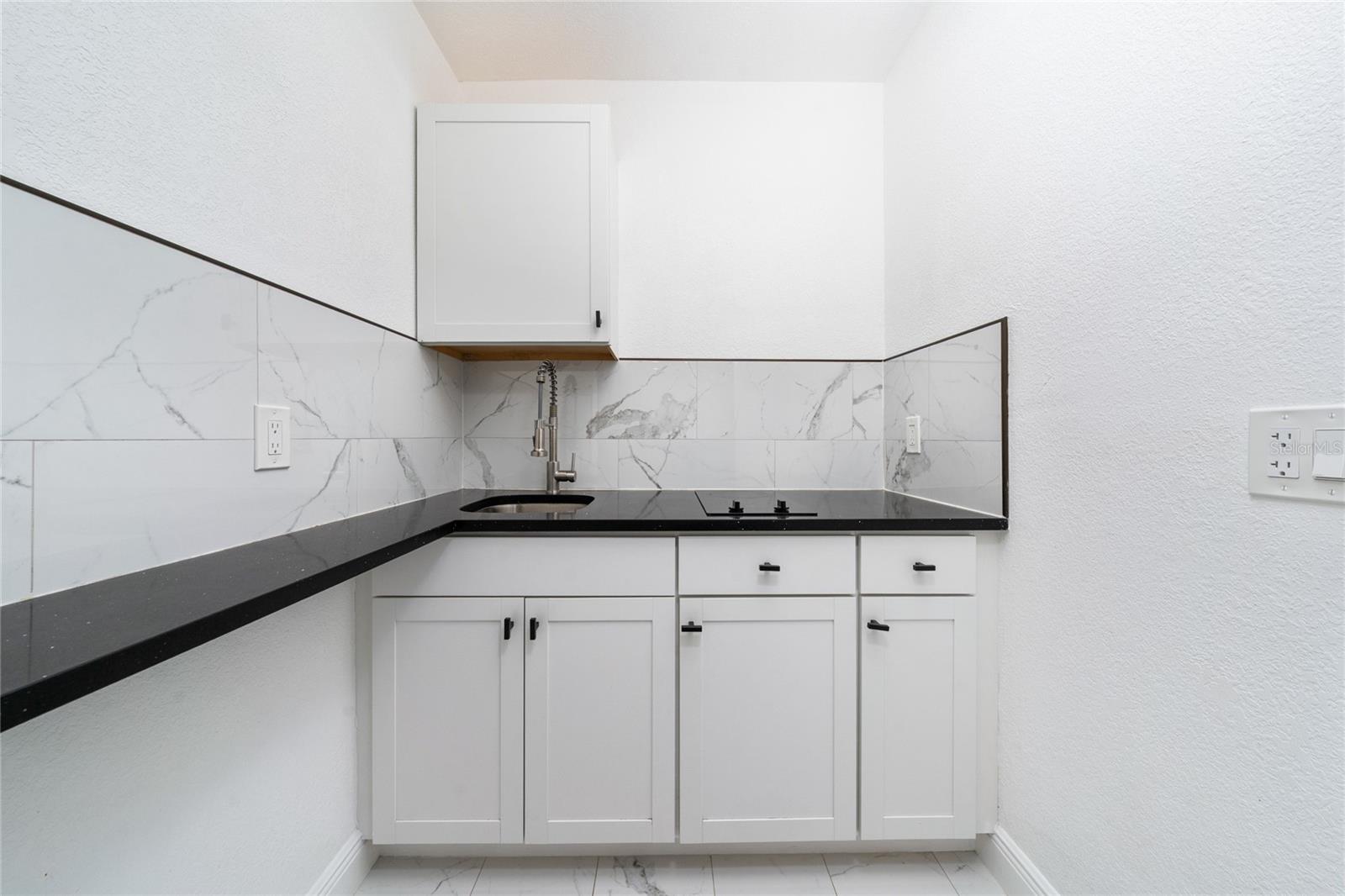 ENGELWOOD PARK - Residential