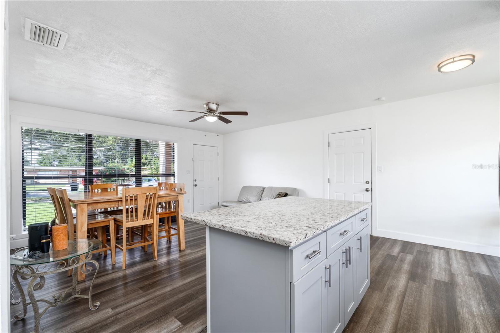 ENGELWOOD PARK - Residential