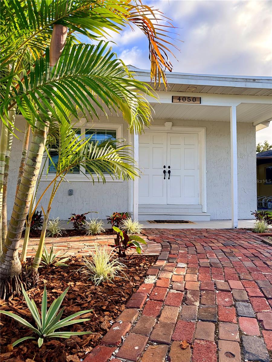 Photo of 4050 53rd Avenue N, St Petersburg, FL 33714 (MLS # TB8561479)