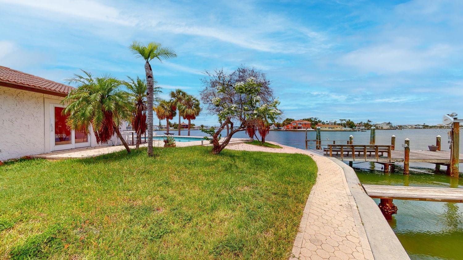 BAHIA SHORES 3RD ADD - Residential