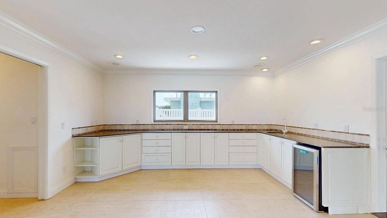 BAHIA SHORES 3RD ADD - Residential