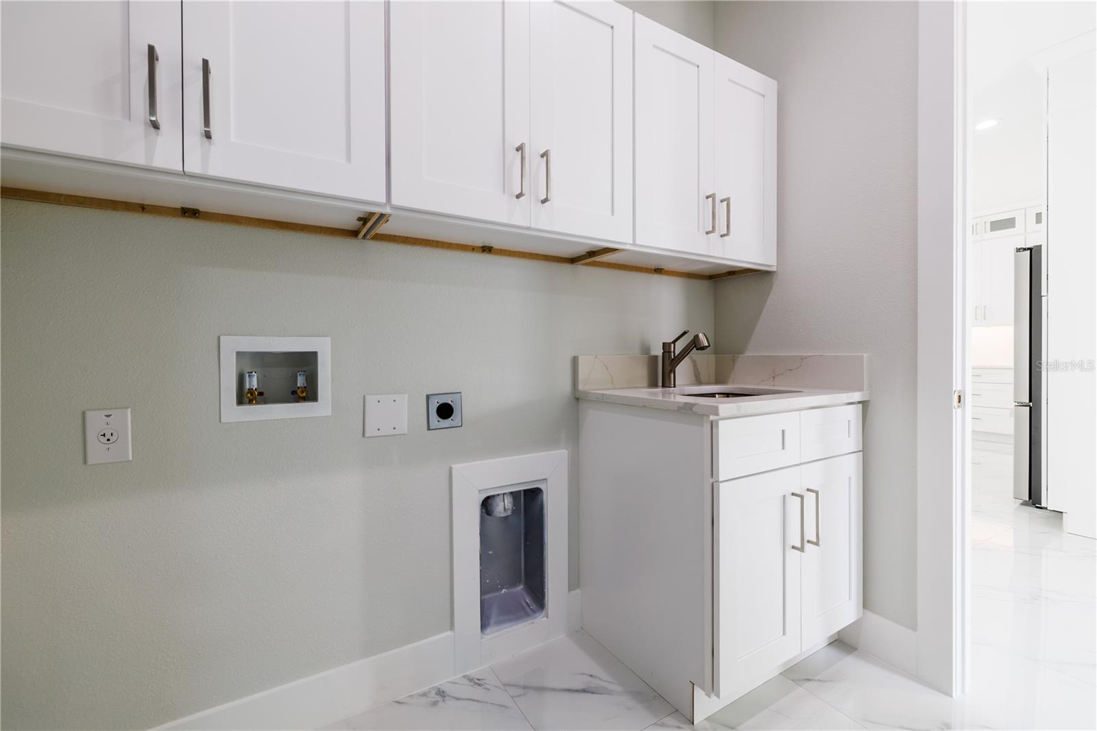 LINCOLN GARDENS BLOCKS 1 & 2 - Residential