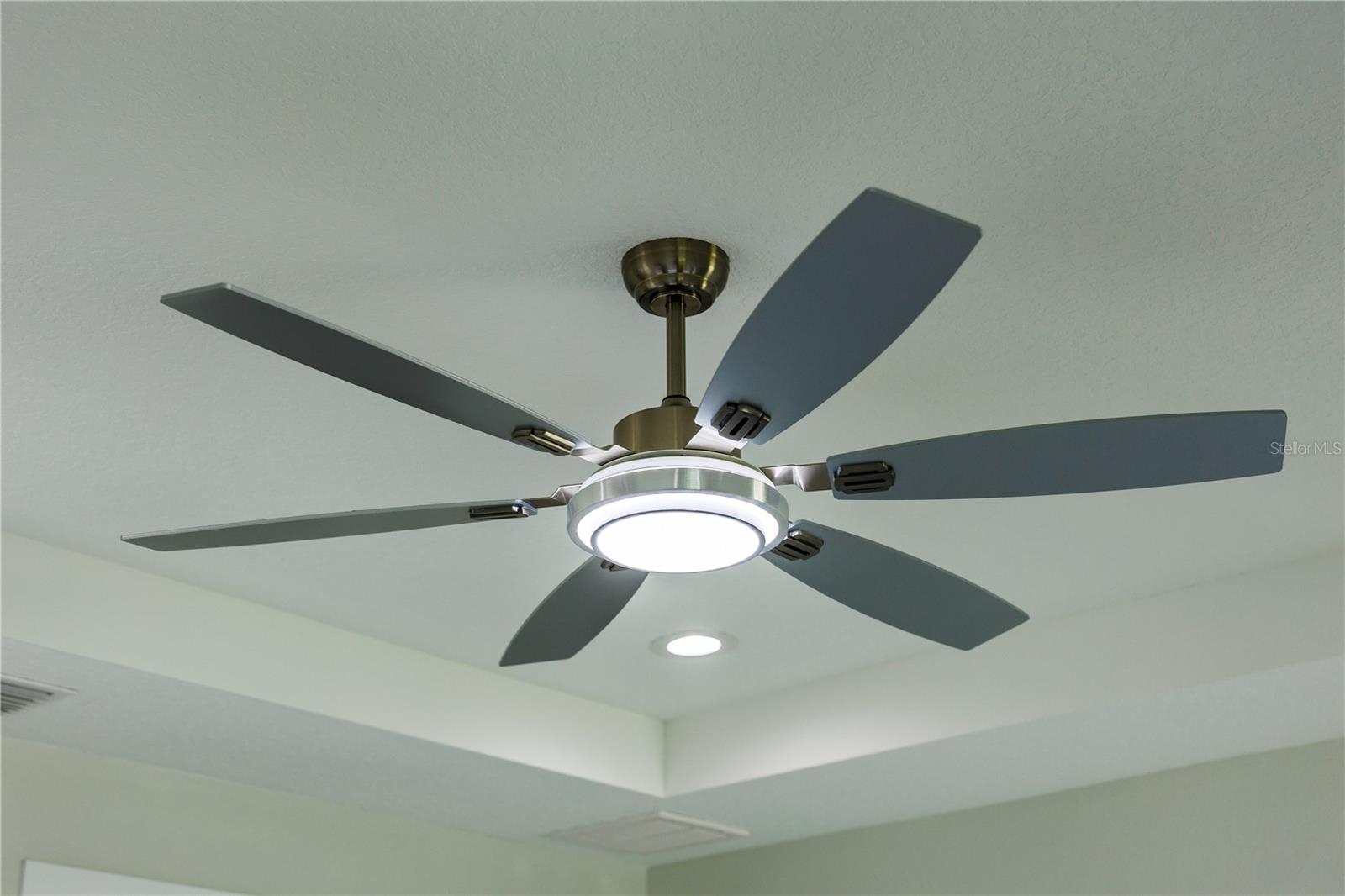 LINCOLN GARDENS BLOCKS 1 & 2 - Residential