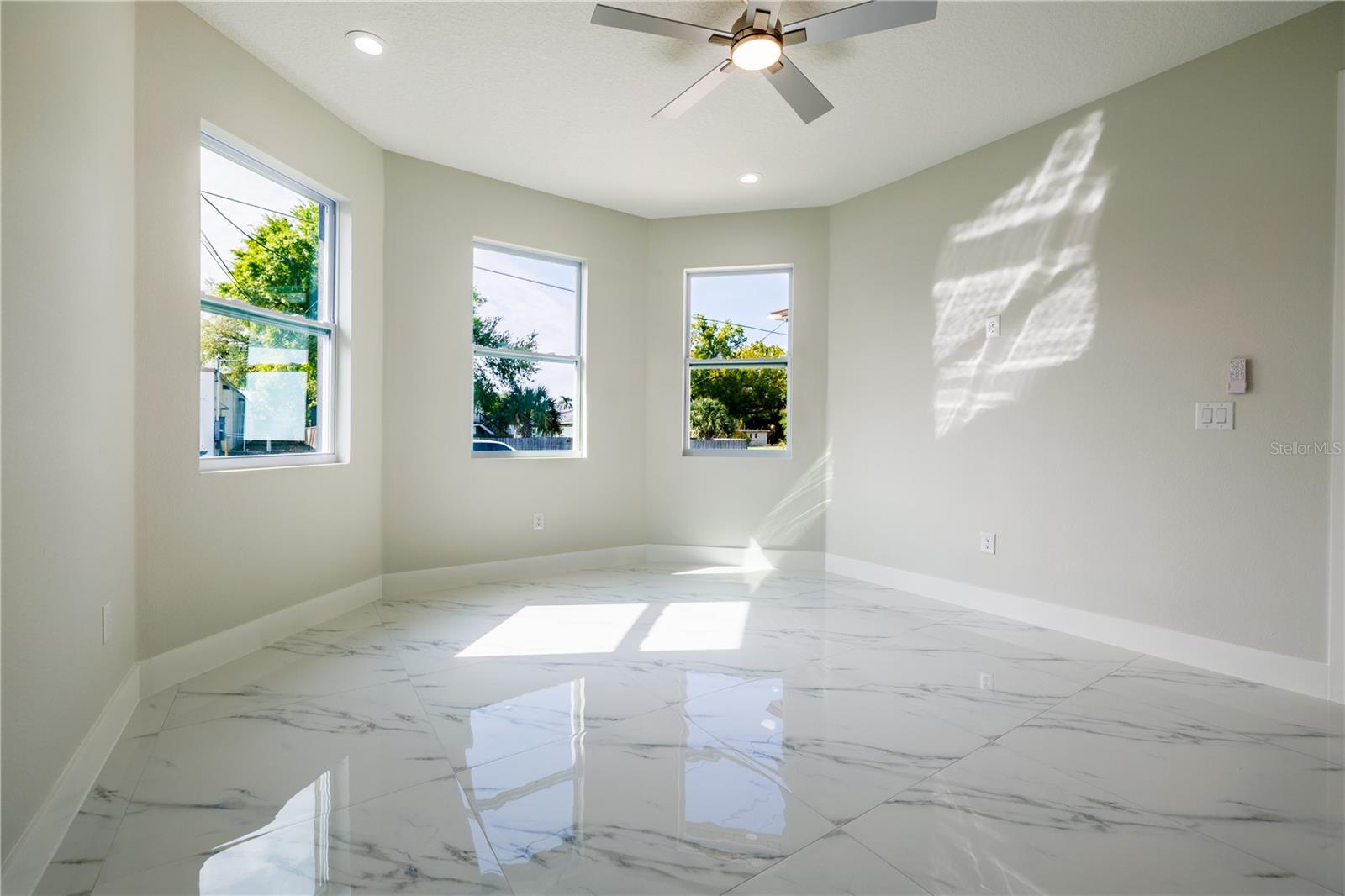 LINCOLN GARDENS BLOCKS 1 & 2 - Residential