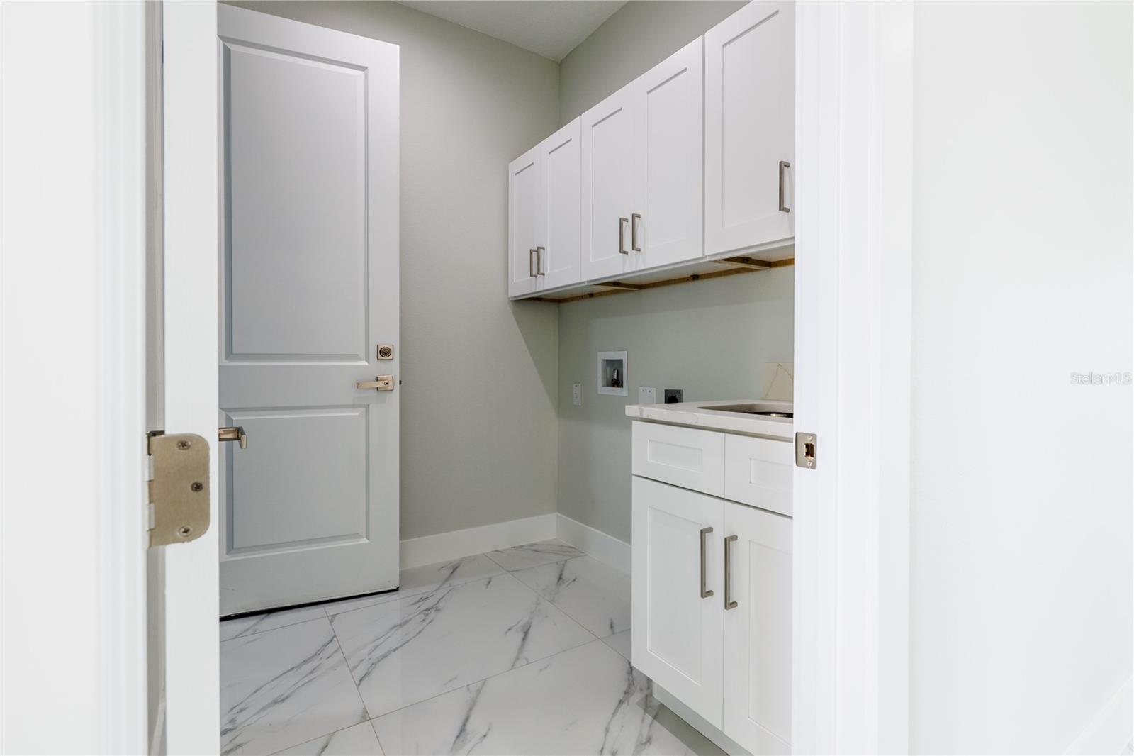 LINCOLN GARDENS BLOCKS 1 & 2 - Residential