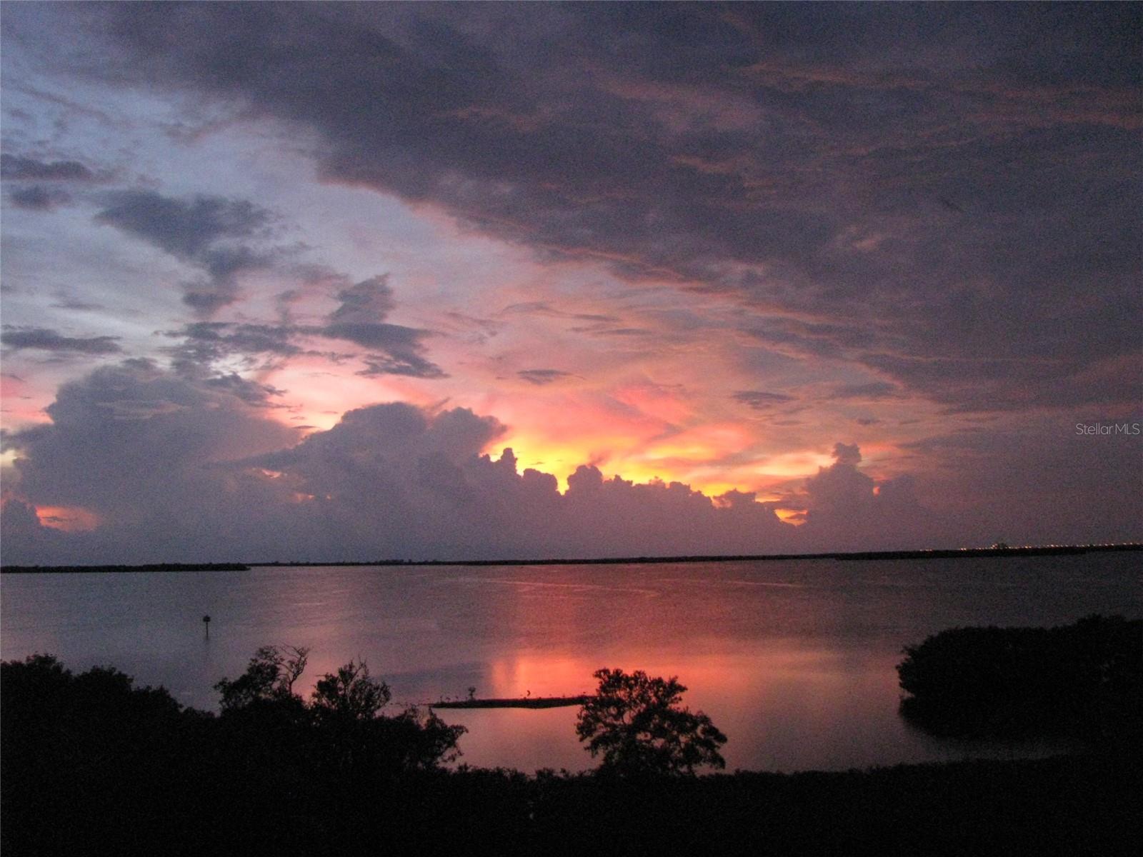 THE ESTUARIES II - Residential