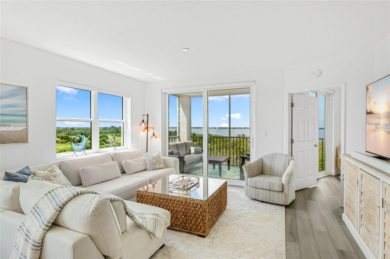 THE ESTUARIES II - Residential