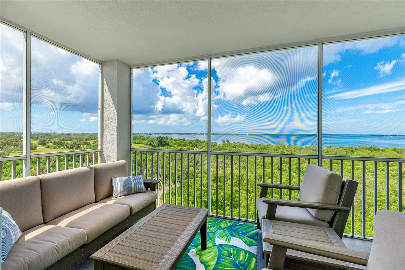 THE ESTUARIES II - Residential