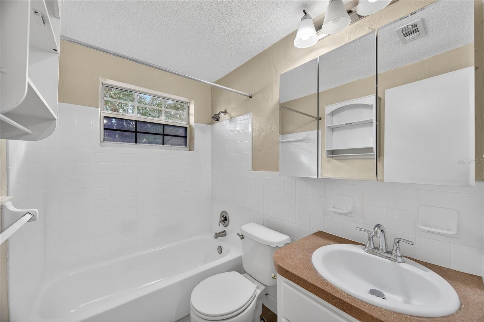 REGENCY PARK - Residential