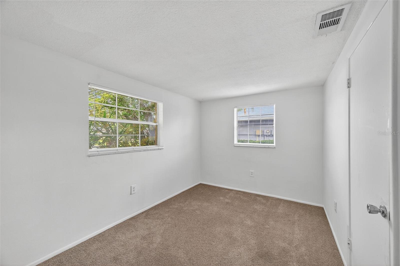 REGENCY PARK - Residential