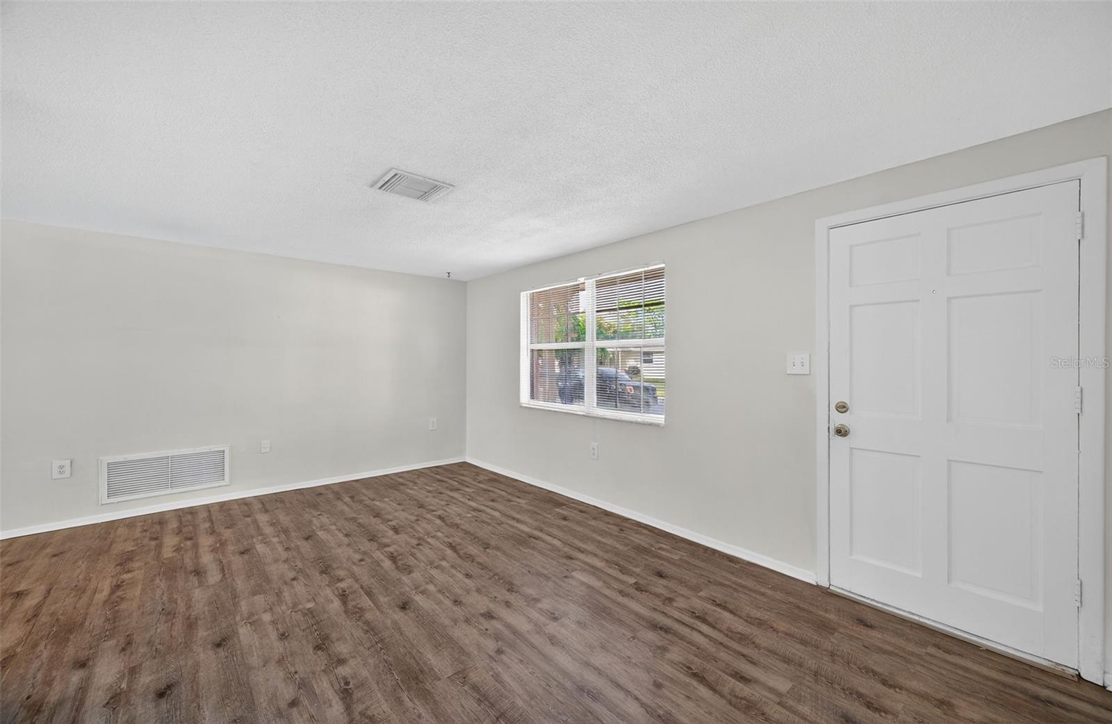 REGENCY PARK - Residential