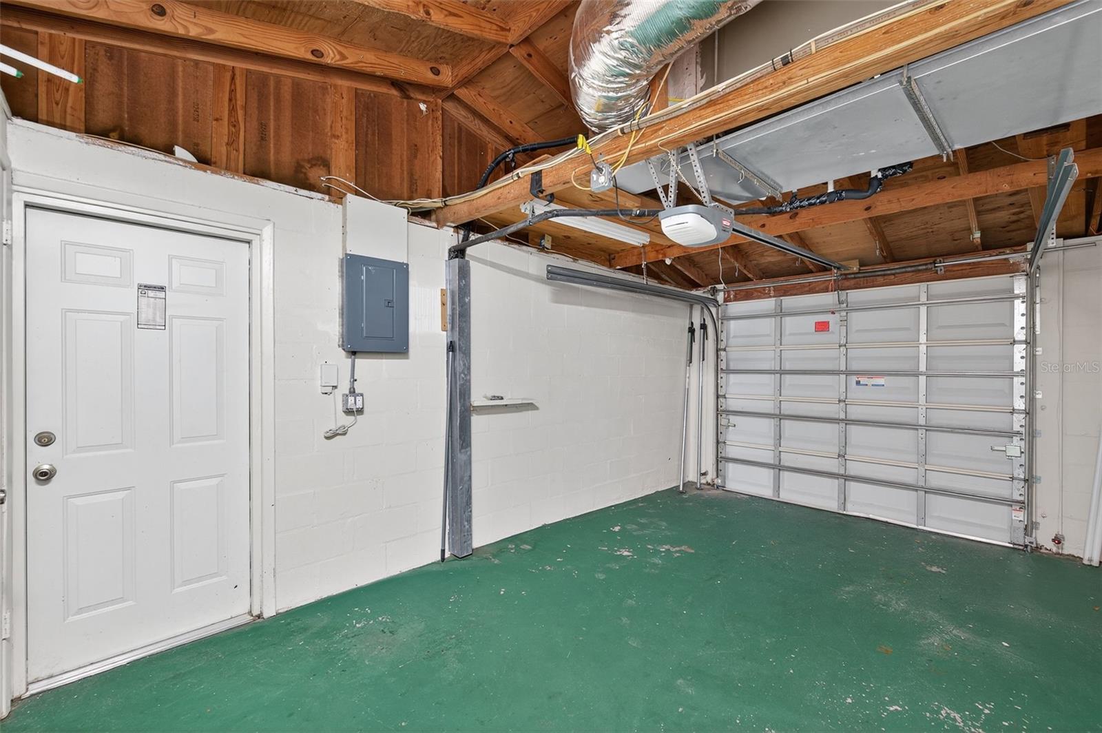 REGENCY PARK - Residential