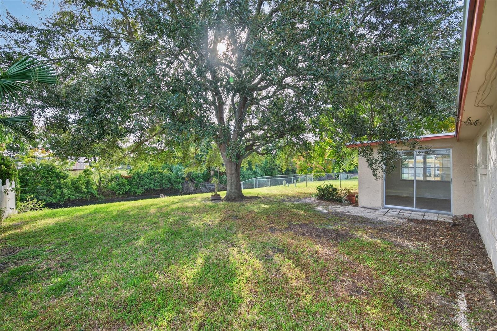 REGENCY PARK - Residential