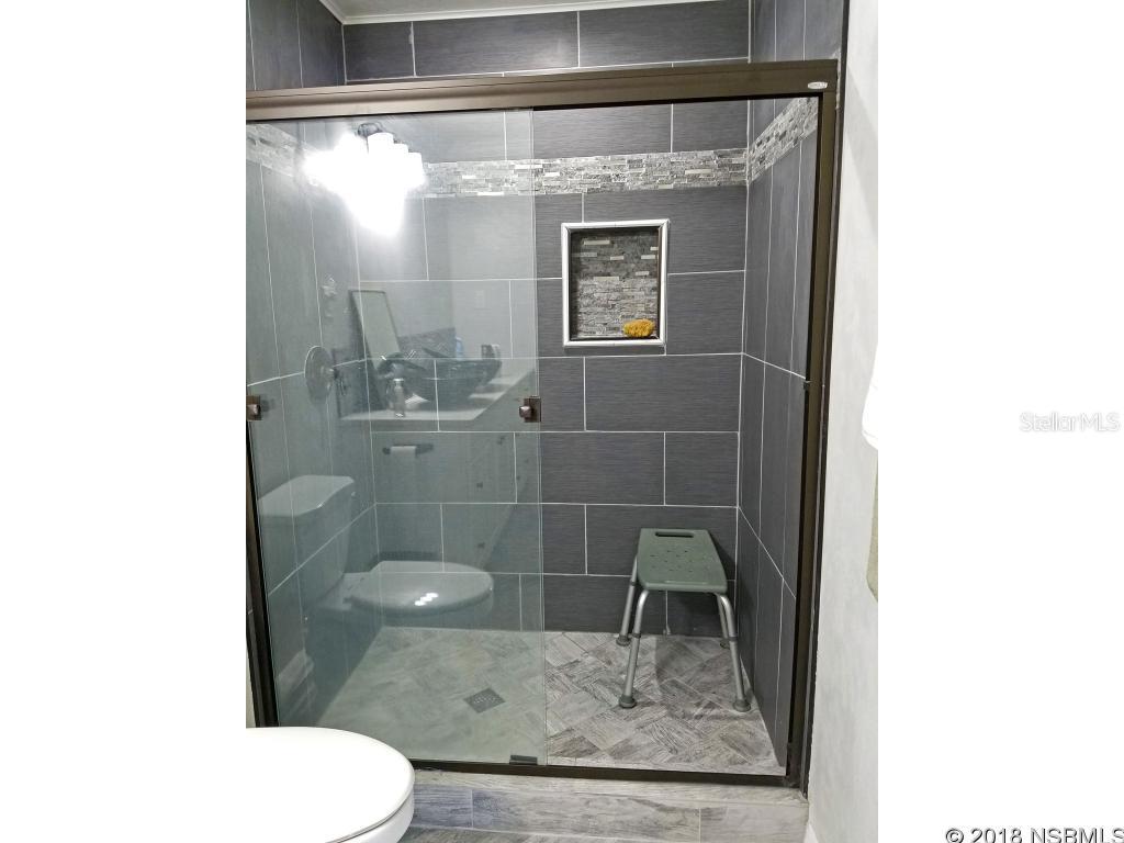 Florida Shores 01 - Residential